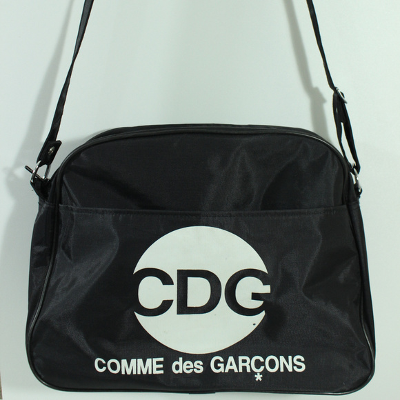 cdg shoulder bag